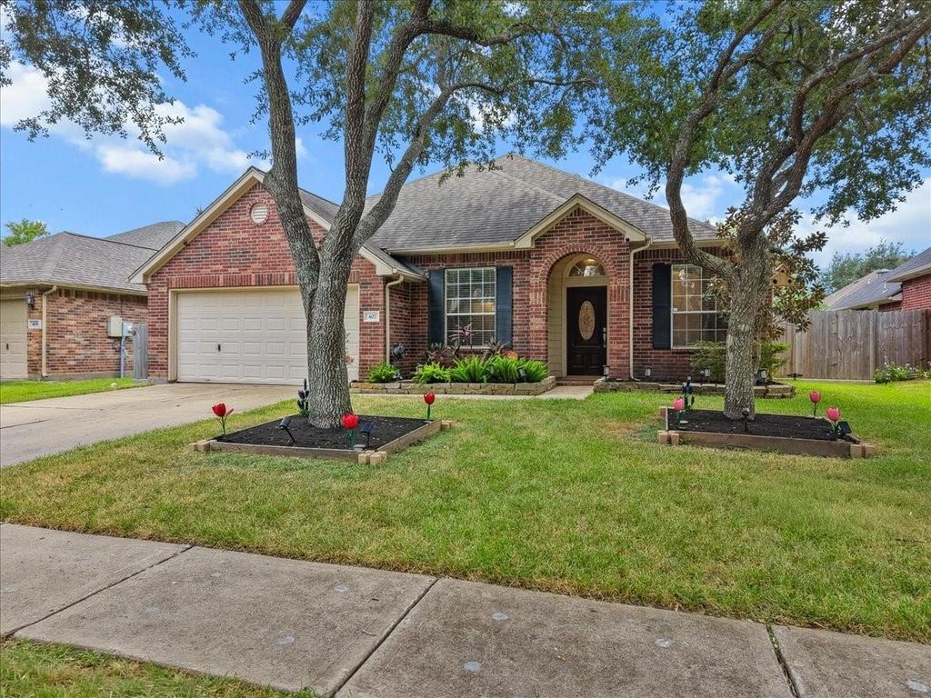 407 Crimson Coast Drive